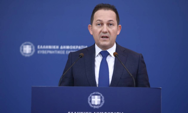 Στέλιος Πέτσας - Δείτε LIVE την ενημέρωση των πολιτικών συντακτών 