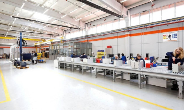 Sunlight: Μια ελληνική εταιρεία στην κορυφή της παγκόσμιας αγοράς μπαταριών λιθίου