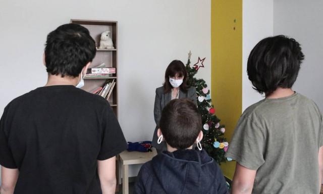 Σακελλαροπούλου: Υποχρέωση μας η φροντίδα και προστασία κατατρεγμένων παιδιών