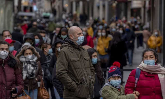 Κορονοϊός Ισπανία: Σκληρά μέτρα πριν τα Χριστούγεννα
