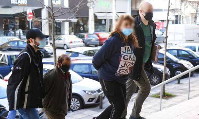 Σοκ στη Θεσσαλονίκη: Με κλωτσιές και μπουνιές σκότωσαν τον 87χρονο o 14χρονος και η 12χρονη