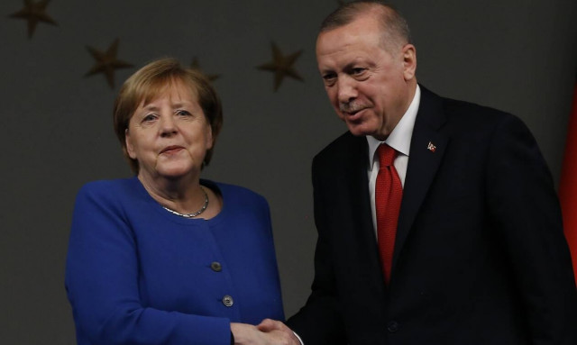 DW: Νέα συμφωνία με την ΕΕ για το μεταναστευτικό θέλει ο Ερντογάν