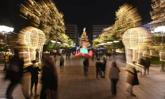 Κορονοϊός - Επιχείρηση «Ελευθερία»: Πρόβες εμβολιασμού υπό τον κίνδυνο νέων σκληρών lockdown 