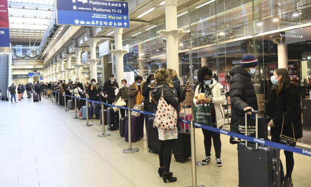 Μετάλλαξη κορονοϊού: Σύσκεψη στη Βρετανία - Θα εξεταστούν ο εφοδιασμός και οι εξαγωγές