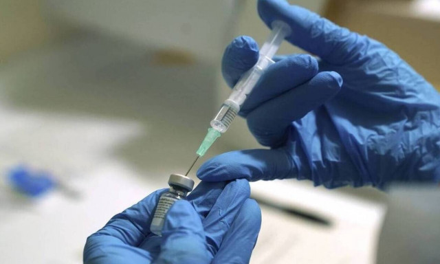 Διπλό μέτωπο με τον κορωνοϊό και το εμβόλιο για την κυβέρνηση το 2021 – Η νέα προειδοποίηση του ΔΝΤ