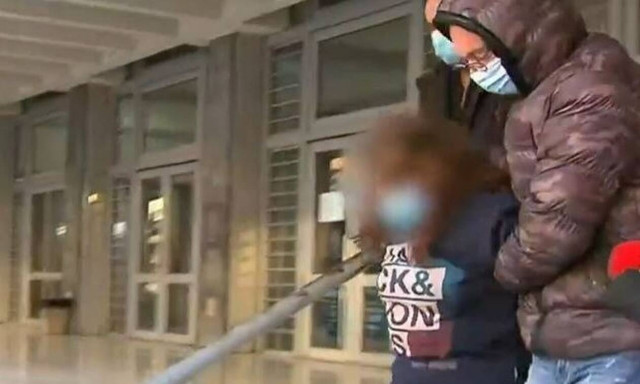 Δολοφονία στη Θεσσαλονίκη: Προκλητική η γιαγιά των ανηλίκων - Άφαντος ο 14χρονος (vid)