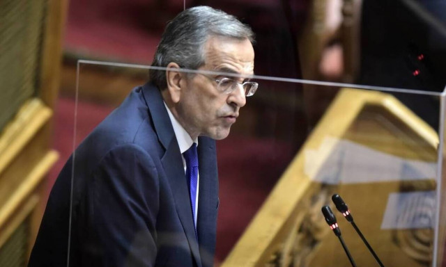 Τσίπρα και Παπαγγελόπουλο «δείχνει» ο Σαμαράς για Novartis