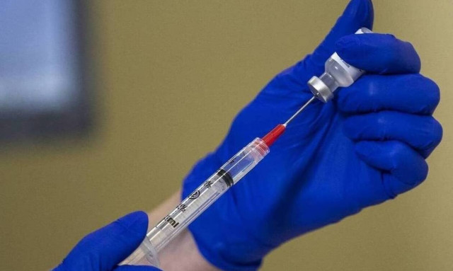 Εμβόλιο κορονοϊού: Το χρονοδιάγραμμα - Πότε και ποιοι έχουν προτεραιότητα να εμβολιαστούν