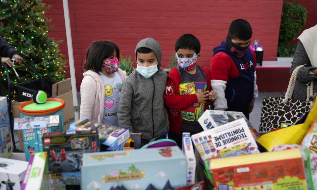 «Βόμβα» επιστημόνων για τη μετάλλαξη του κορονοϊού: Ίσως πιο μεταδοτική στα παιδιά