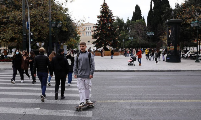 Εμβόλιο κορονοϊού-Γώγος: Οι μεταλλάξεις των ιών αποτελούν κίνδυνο