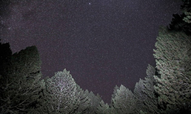 «Αστέρι της Βηθλεέμ»: Ορατό το φαινόμενο που συμβαίνει κάθε 800 χρόνια - Εντυπωσιακές εικόνες