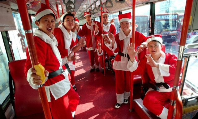 Χριστούγεννα: Έτσι τα γιορτάζουν σε όλο τον πλανήτη