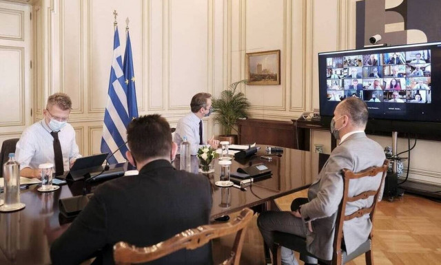 Συνεδριάζει με το υπουργικό: Επί τάπητος πανεπιστημιακή αστυνομία, εισαγωγή σε ΑΕΙ και κορονοϊός