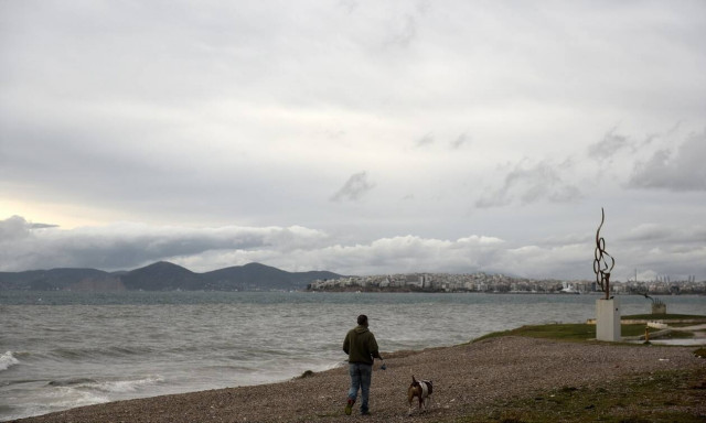 Καιρός σήμερα: Τρίτη με νεφώσεις και πτώση της θερμοκρασίας - Η πρόγνωση για τα Χριστούγεννα