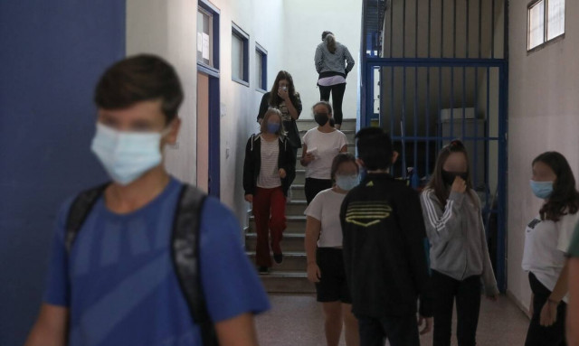 Κορονοϊός - Σαρηγιάννης: Πρόωρη η άρση του lockdown στις 7 Ιανουαρίου - Όχι στο άνοιγμα των σχολείων