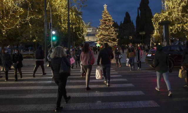 Καπραβέλος στο Newsbomb.gr: Οι γιορτές θα φέρουν νέα «έκρηξη» κρουσμάτων - Και τρίτο κύμα το Φλεβάρη