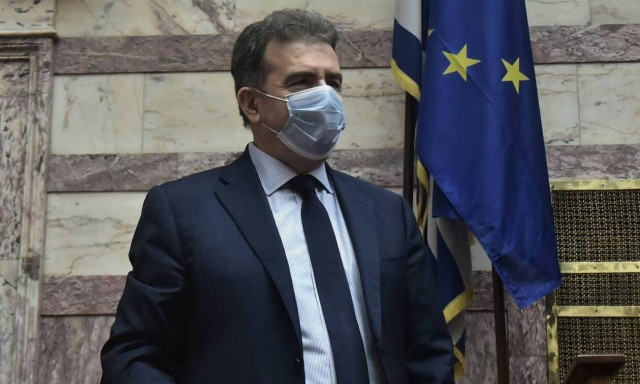 Χρυσοχοΐδης: Μήνυμα προς τους πολίτες - «Γυρίστε σπίτι πριν βραδιάσει» 