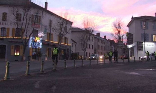 Μακελειό στη Γαλλία: Νεκρός ο άνδρας που σκότωσε τρεις αστυνομικούς 