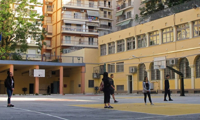 Σχολεία - «Βόμβα» Σαρηγιάννη: Αν ανοίξουν στις 8 Ιανουαρίου θα έχουμε αύξηση κρουσμάτων κατά 50%