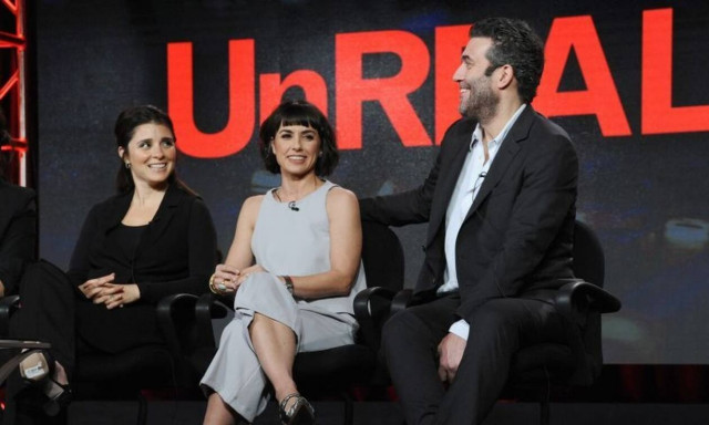 UnREAL: Η σειρά που θα σε βάλει στα «άδυτα» του Bachelor