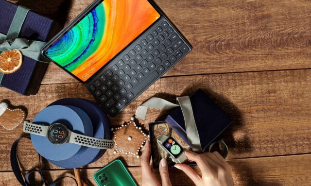 Έτσι θα βρείτε τα πιο ξεχωριστά τεχνολογικά δώρα για τους αγαπημένους σας αυτές τις γιορτές