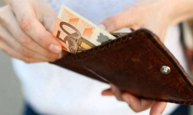 ΕΝΦΙΑ, τέλη κυκλοφορίας, ΦΠΑ: Αυτές είναι οι υποχρεώσεις που πρέπει να πληρώσουν οι φορολογούμενοι