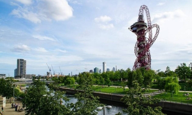 Κήπος στο Ολυμπιακό Πάρκο του Λονδίνου για τα θύματα της πανδημίας