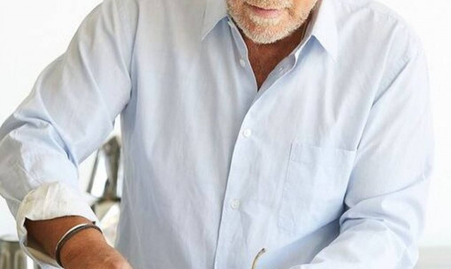 «Κρυβόμουν στις τουαλέτες γιατί φοβόμουν μη με συλλάβουν για χρέη» (vid)