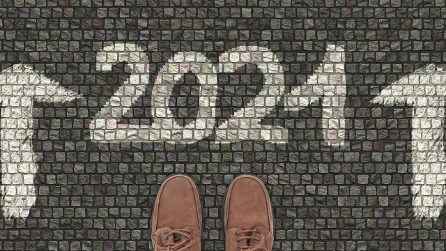 Δείτε τι αλλάζει σε μισθούς, συντάξεις και επιδόματα το 2021