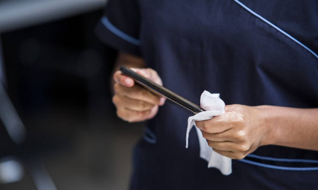 Κορονοϊός: Αυτός είναι ο πιο ασφαλής τρόπος να καθαρίζεις το σπίτι - Η μέθοδος S