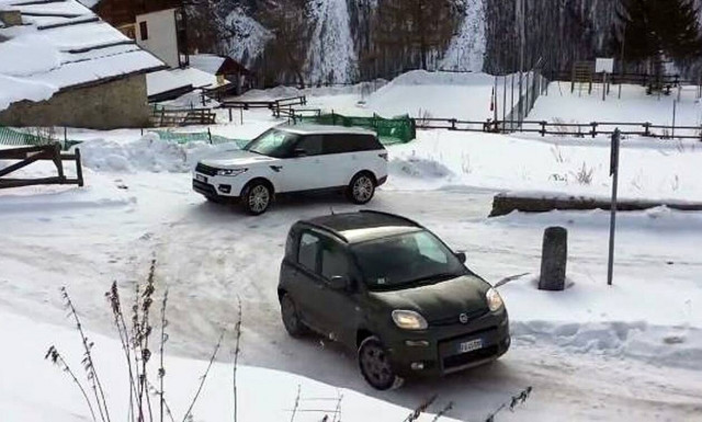 Χιόνι και τετρακίνηση: Όταν ο Δαβίδ κερδίζει τον πανάκριβο Γολιάθ! (vid)