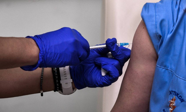 Κορονοϊός: Διανομή του εμβολίου σε όλη την Ελλάδα - Σε Ιωάννινα, Λάρισα και Πάτρα οι πρώτες παρτίδες