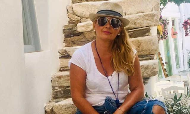 «Βροχή μηνυμάτων» για την νοσηλεύτρια που εμβολιάστηκε πρώτη στην Ελλάδα