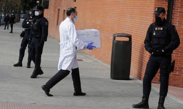 Εμβόλιο κορονοϊού: Για «ελαφρά» καθυστέρηση στις παραδόσεις σε 8 ευρωπαϊκές χώρες μιλά η Ισπανία