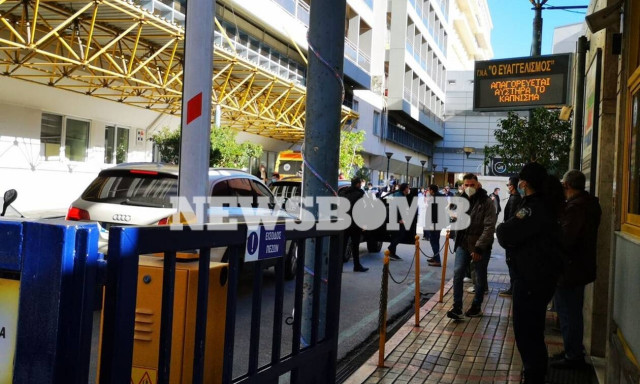 Στον «Ευαγγελισμό» για τον εμβολιασμό αλλά... χωρίς κάμερες ο Τσίπρας