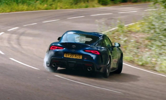 Δείτε το Stig του TopGear να ντριφτάρει μια Toyota Supra 