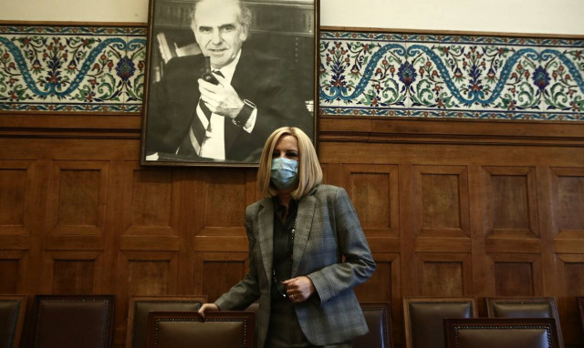 ΚΙΝΑΛ: Συνεχίζεται η σύγκρουση «παπανδρεϊκών» - «βενιζελικών