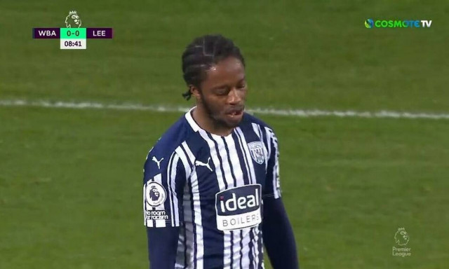 Premier League: Απίστευτη γκάφα! -  Το... αυτογκολ της χρονιάς (video)