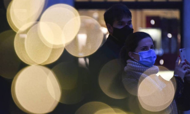 Κορονοϊός - SMS 13033: Με αυτόν τον κωδικό θα βγούμε έξω την Πρωτοχρονιά