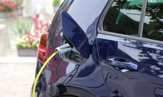 Τέλος στάθμευσης: Έκδοση ειδικού σήματος απαλλαγής και μέσω του gov.gr