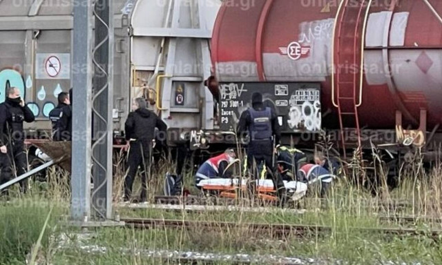 Λάρισα: Μεταφέρεται στην Αθήνα η 18χρονη που «κεραυνοβολήθηκε» στις γραμμές του ΟΣΕ