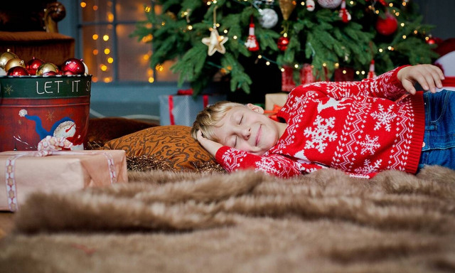 Πείτε αυτά στα παιδιά πριν πέσουν για ύπνο το βράδυ της Πρωτοχρονιάς