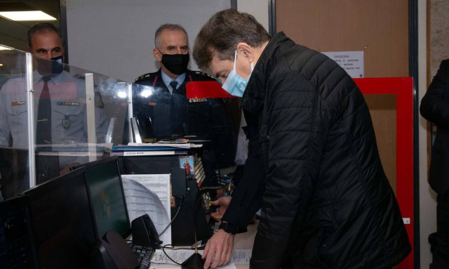 Πρωτοχρονιά - Μήνυμα Χρυσοχοΐδη σε Αστυνομικούς: Είστε αξιέπαινοι, είστε οι μικροί ήρωες της εποχής