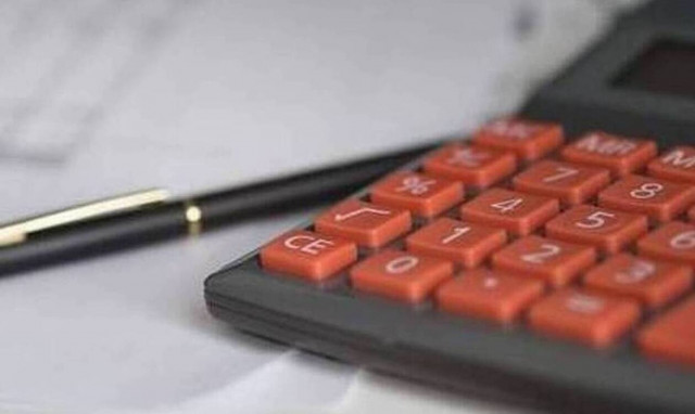 Φορολογικές υποχρεώσεις: Το χρονολόγιο πληρωμής - Ποιες μειώσεις φόρων έρχονται 