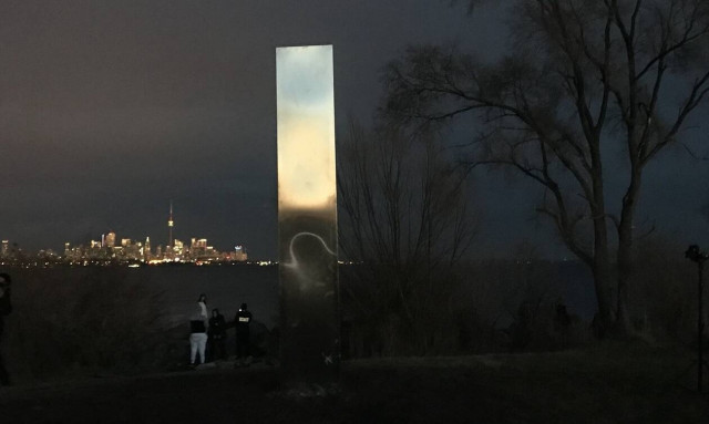 Ο «μυστηριώδης μονόλιθος» εμφανίστηκε στον Καναδά