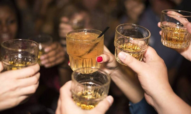 Lockdown - Θεσσαλονίκη: 18χρονος έκανε πάρτι στο σπίτι του με εννέα άτομα 