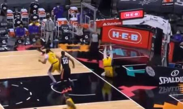 ΝΒΑ: Ο ΛεΜπρον Τζέιμς ξέρει από... break dance! (video)