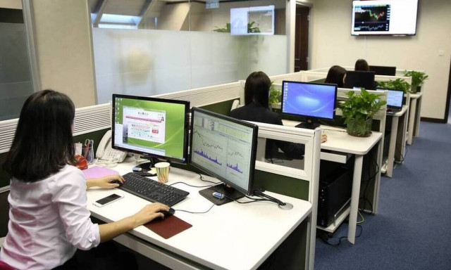 Φόροι: Όλα όσα πρέπει να πληρώσουμε μέσα στο 2021 - Τι αλλάζει στους μισθούς χιλιάδων Ελλήνων