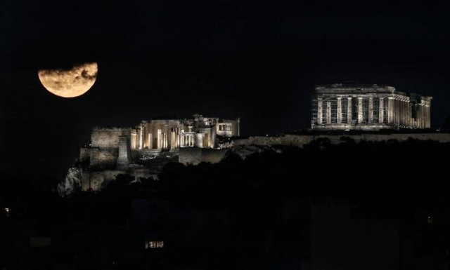 Κρούσματα σήμερα: «Φορτωμένη» η Αττική με 125, νέα «έκρηξη» στη Θεσσαλονίκη με 78 νέες μολύνσεις 