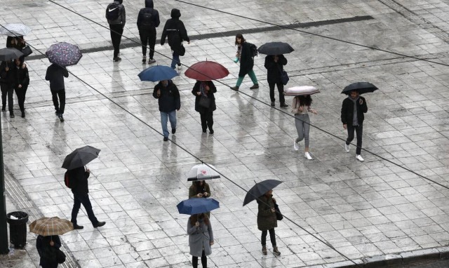 Κακοκαιρία προ των πυλών: Μέτωπο ισχυρών καταιγίδων τις επόμενες ώρες στην Αττική